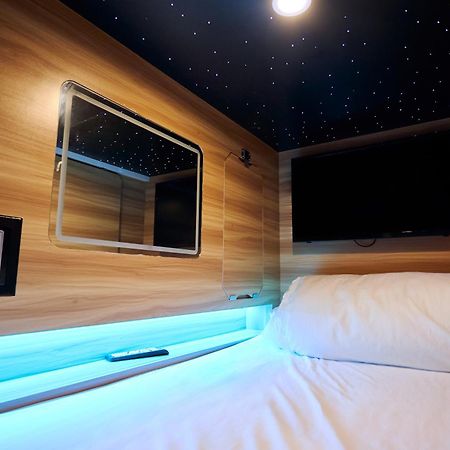 Pod Hotel Montreal Exterior foto